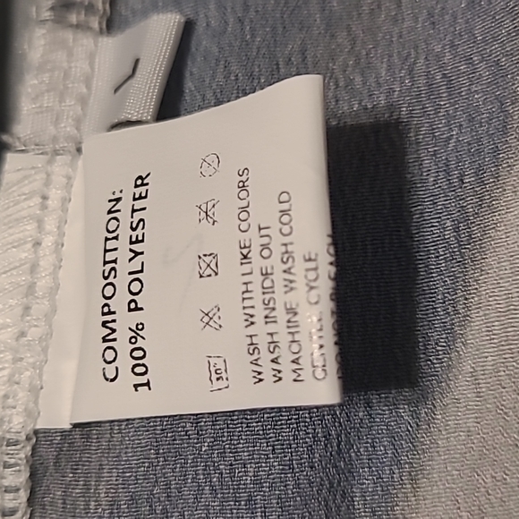 Maxi dress button. - Picture 3 of 4